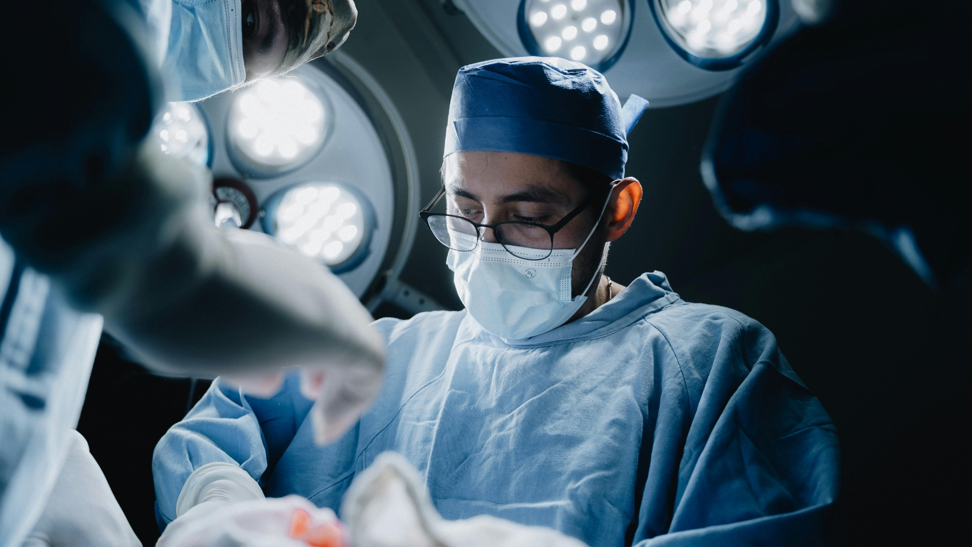 How Can a General Surgeon Specializing in Gallbladder Removal Surgery Market Their Practice?